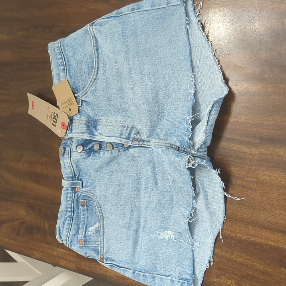 Women's Levi Jean Shorts NWT